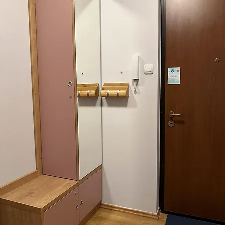 Cherry Abode With Terrace