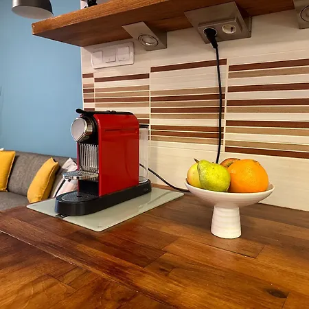 Cherry Abode With Terrace Апартаменты Будапешт